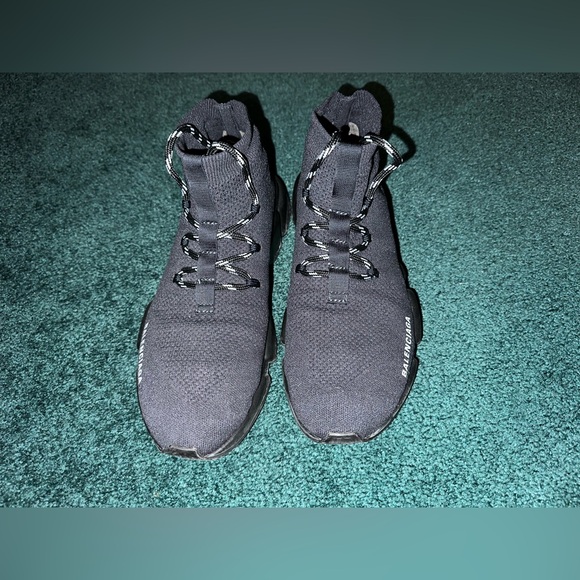 BALENCIAGA lace up sneaker for men , size 42 EURO - Picture 2 of 4